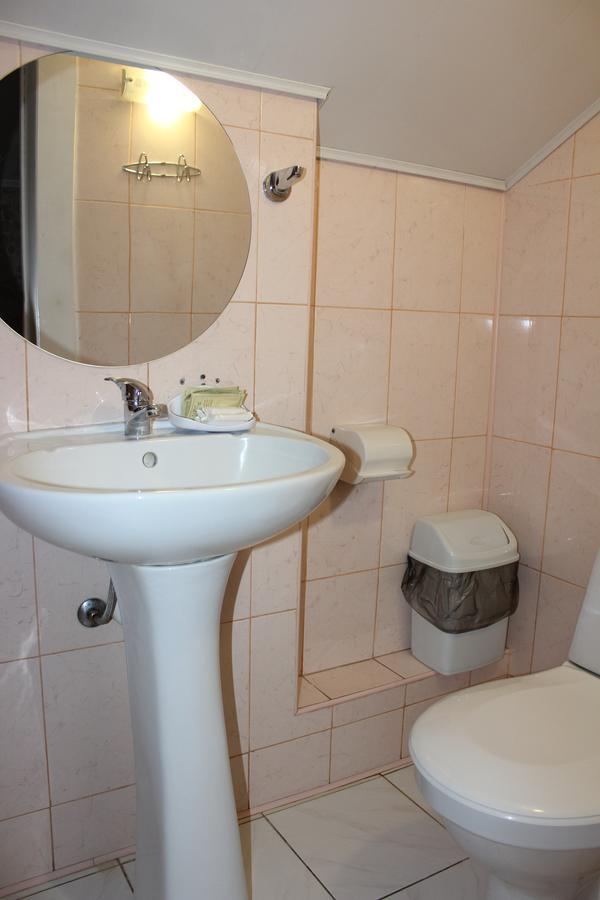 Zolota Pidkova Bed & Breakfast Kovelʼ Екстериор снимка